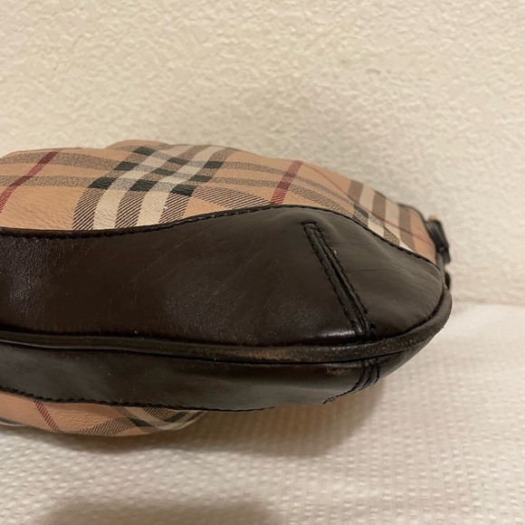 Burberry Haymarket Crossbody bag - Picture 10 of 10